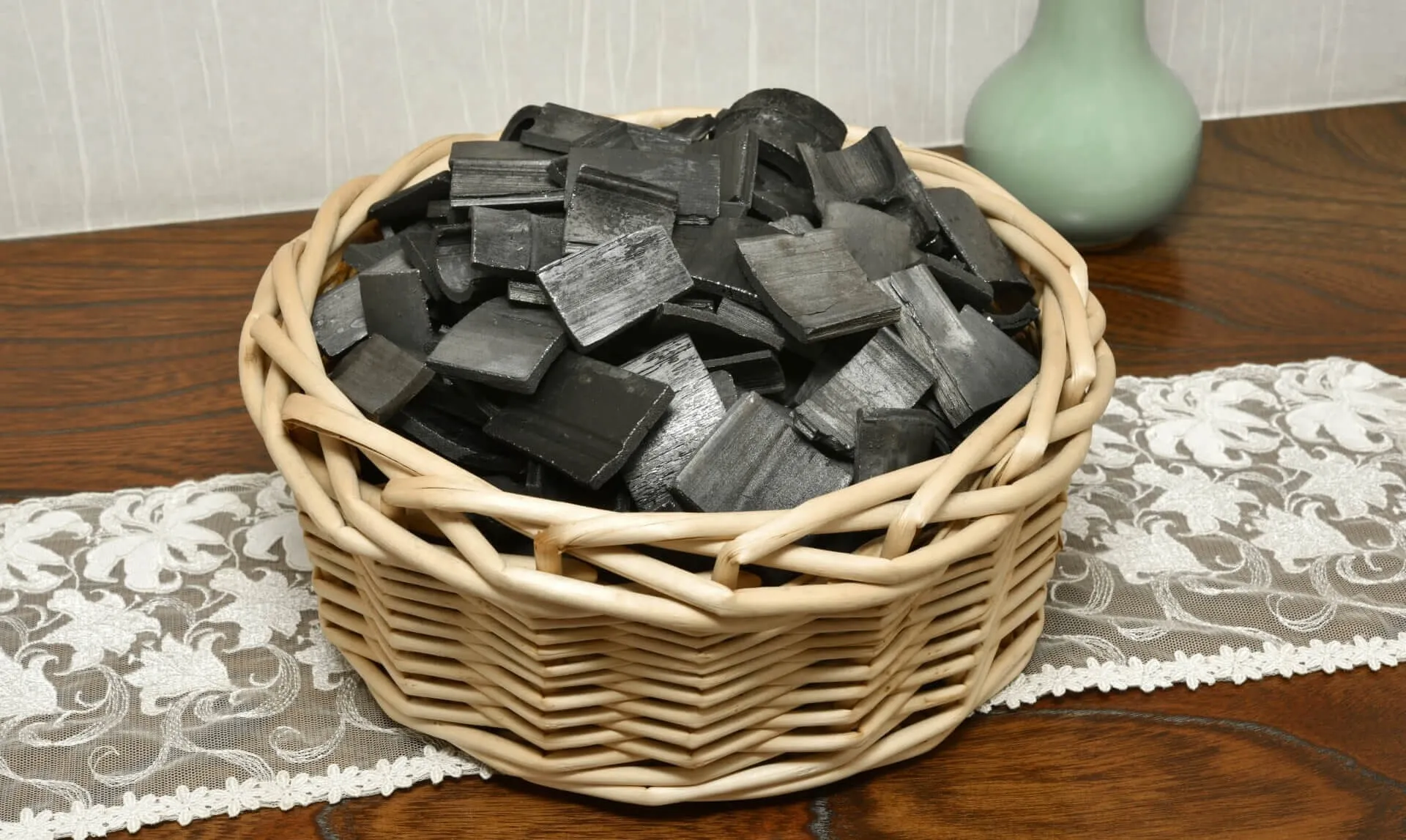 竹炭の脱臭効果を最大限に活かす使い方と効果復活・メンテナンスのコツ